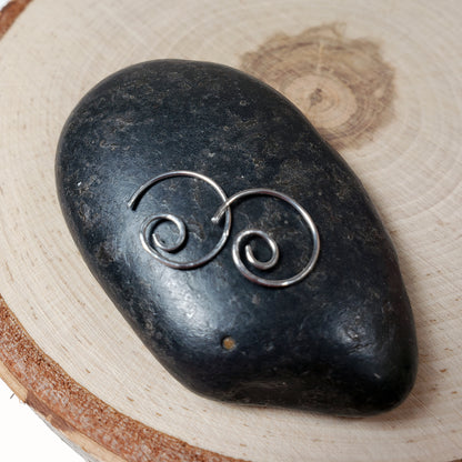 Dainty Loop Hoops